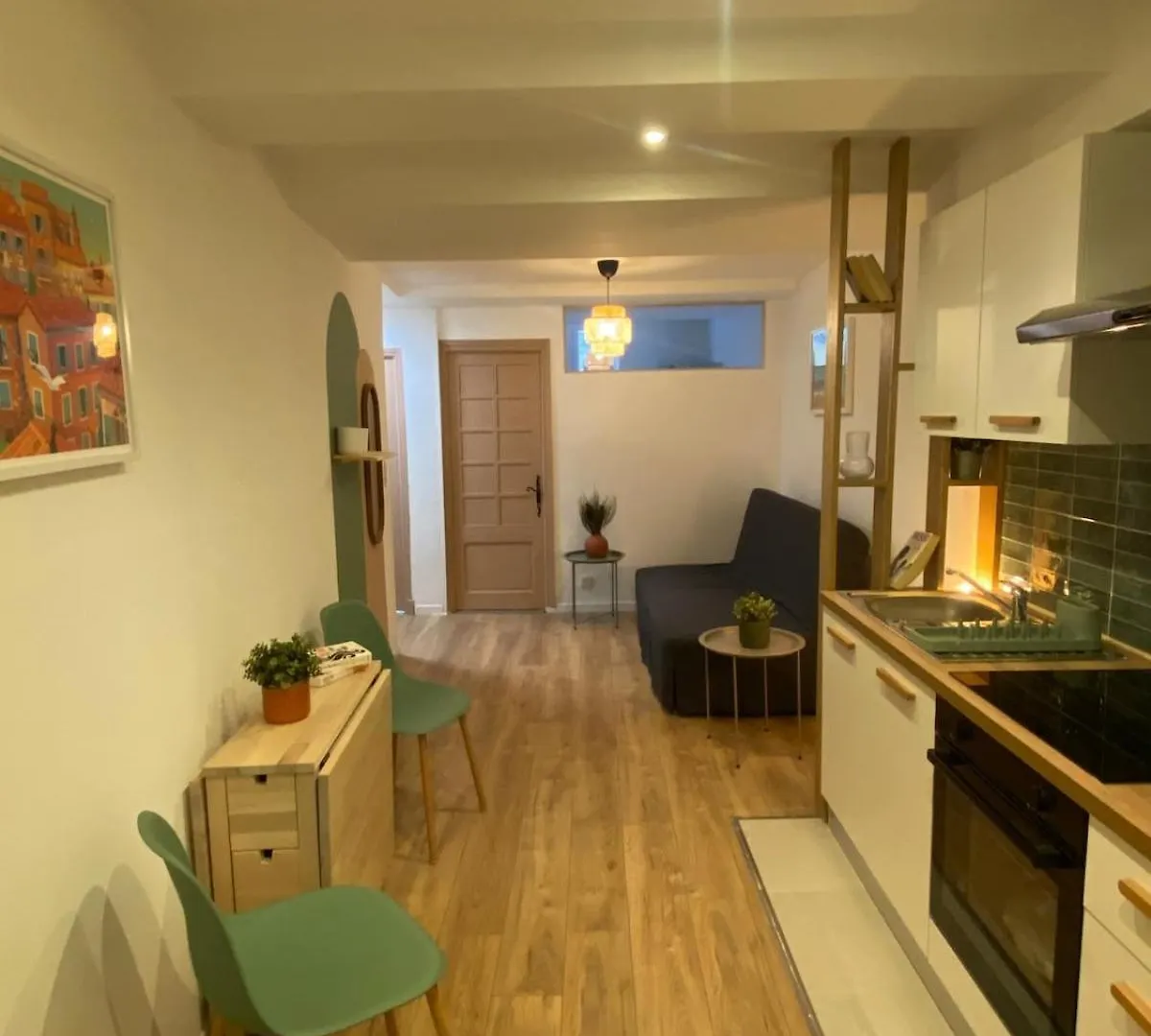Cosy Appartement Vieux نيس 0*,  فرنسا